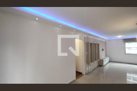 Apartamento à venda com 110m², 3 quartos e 2 vagasSala