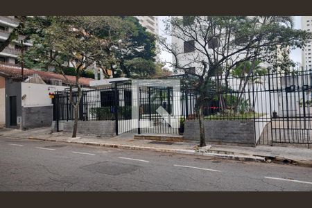 Apartamento à venda com 110m², 3 quartos e 2 vagasFachada