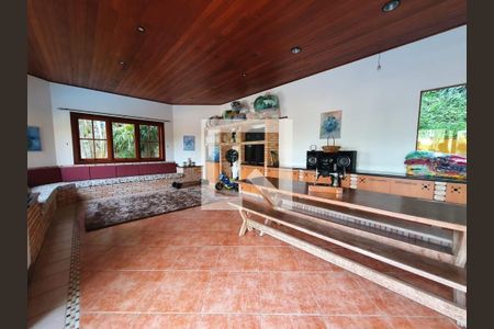 Casa à venda com 4 quartos, 490m² em Alphaville, Santana de Parnaíba