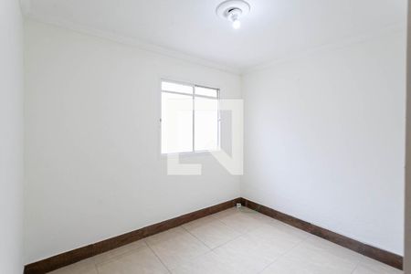 Quarto 1 de casa à venda com 2 quartos, 70m² em Vila Cloris, Belo Horizonte