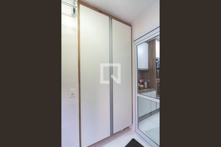 Área de Serviço - Armário de apartamento para alugar com 2 quartos, 103m² em Vila Santa Catarina, São Paulo