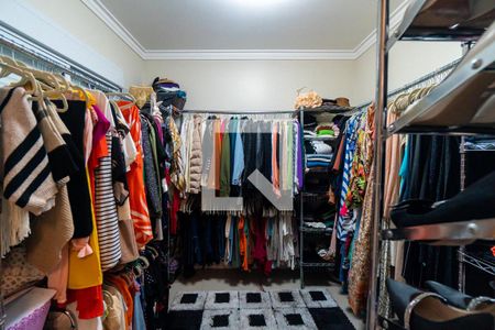 Closet da suíte 1 de apartamento para alugar com 2 quartos, 103m² em Vila Santa Catarina, São Paulo