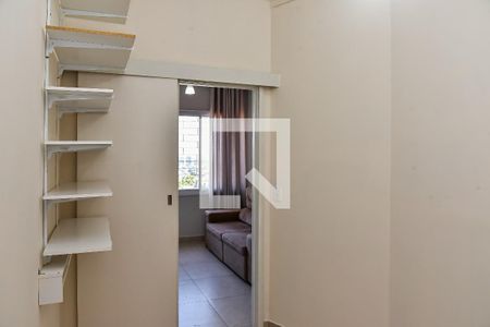 Quarto de apartamento para alugar com 1 quarto, 39m² em Chácara das Pedras, Porto Alegre