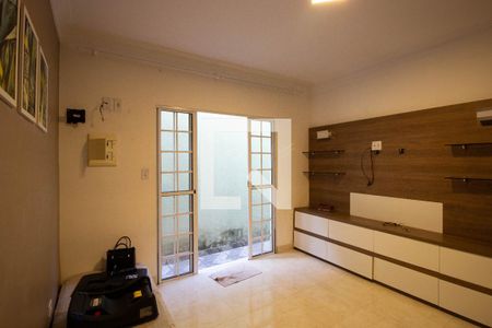 Sala de casa à venda com 2 quartos, 125m² em Parque Cruzeiro do Sul, São Paulo