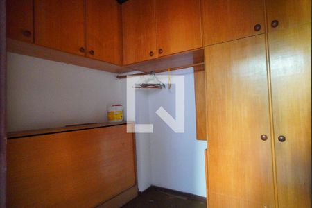 Casa à venda com 272m², 3 quartos e 3 vagasQuarto de Serviço