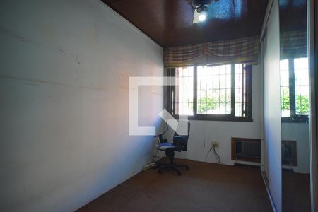 Casa à venda com 272m², 3 quartos e 3 vagasQuarto Suíte 2