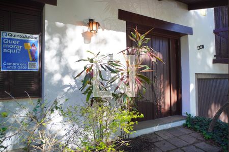 Casa à venda com 272m², 3 quartos e 3 vagasFachada