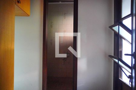 Casa à venda com 272m², 3 quartos e 3 vagasQuarto de Serviço