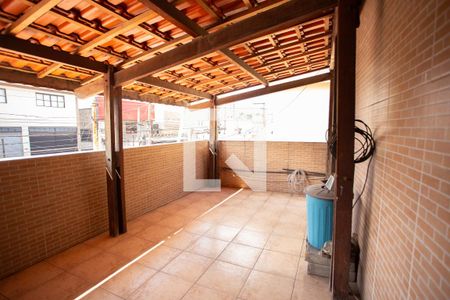 Casa à venda com 240m², 5 quartos e 3 vagas Casa à venda com 240m², 5 quartos e 3 vagasÁrea Externa