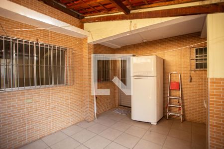 Casa à venda com 240m², 5 quartos e 3 vagas Casa à venda com 240m², 5 quartos e 3 vagasÁrea de Serviço