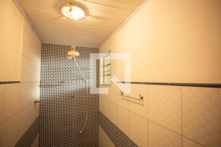 Casa à venda com 240m², 5 quartos e 3 vagas Casa à venda com 240m², 5 quartos e 3 vagasCasa 2 - Banheiro