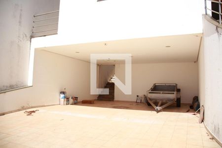 Casa para alugar com 417m², 3 quartos e 3 vagasGaragem