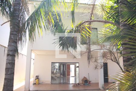 Casa para alugar com 417m², 3 quartos e 3 vagasJardim