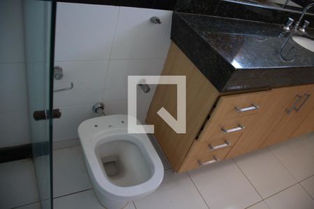 Casa para alugar com 417m², 3 quartos e 3 vagasBanheiro da Suíte 3