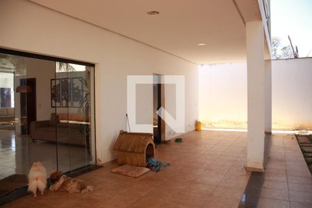 Casa para alugar com 417m², 3 quartos e 3 vagasVaranda