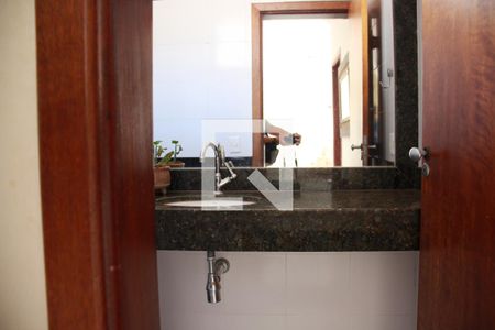 Casa para alugar com 417m², 3 quartos e 3 vagasLavabo