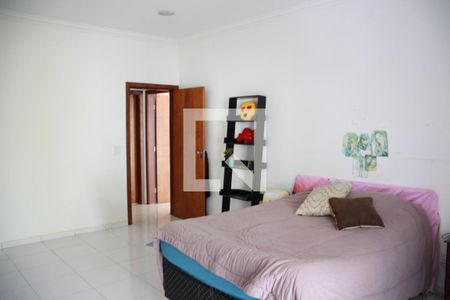 Suíte 1 de casa para alugar com 3 quartos, 417m² em Jardim Karaíba, Uberlândia