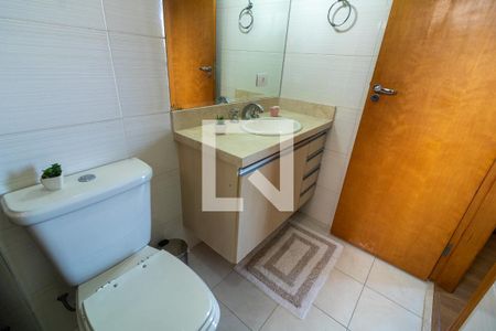 Casa à venda com 189m², 3 quartos e 4 vagasBanheiro