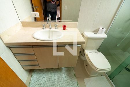 Casa à venda com 189m², 3 quartos e 4 vagasBanheiro