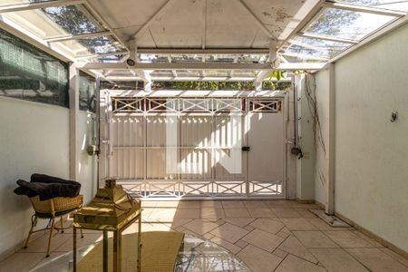 Casa à venda com 100m², 3 quartos e 2 vagasGaragem