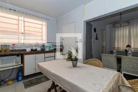 Casa à venda com 100m², 3 quartos e 2 vagasCozinha