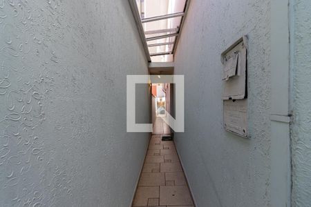 Casa à venda com 100m², 3 quartos e 2 vagasCorredor lateral