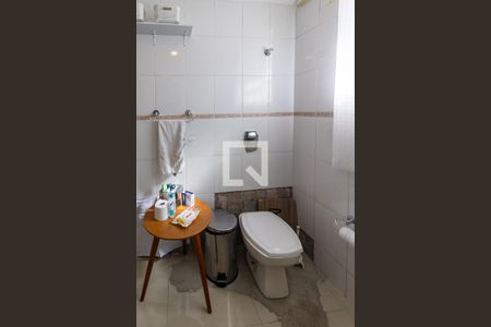 Casa à venda com 100m², 3 quartos e 2 vagasBanheiro