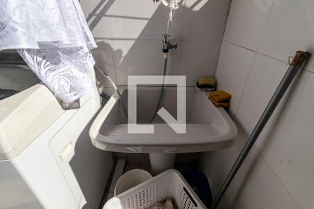 Casa à venda com 100m², 3 quartos e 2 vagasÁrea de serviço