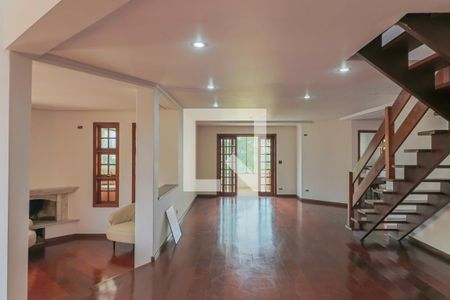 Casa à venda com 450m², 5 quartos e 4 vagasSala