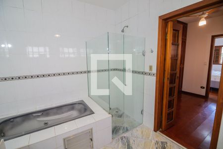 Casa à venda com 450m², 5 quartos e 4 vagas Casa à venda com 450m², 5 quartos e 4 vagasQuarto 3 - Suite Master