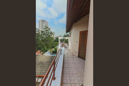 Casa à venda com 450m², 5 quartos e 4 vagas Casa à venda com 450m², 5 quartos e 4 vagasVaranda Entre Suites