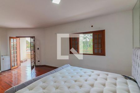 Casa à venda com 450m², 5 quartos e 4 vagas Casa à venda com 450m², 5 quartos e 4 vagasQuarto 3 - Suite Master