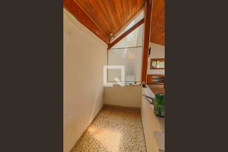 Casa à venda com 450m², 5 quartos e 4 vagas Casa à venda com 450m², 5 quartos e 4 vagasArea de Lazer Churrasqueira