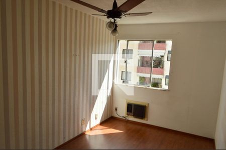 Quarto 1 de apartamento para alugar com 2 quartos, 50m² em Pechincha, Rio de Janeiro