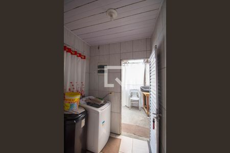 Casa à venda com 180m², 2 quartos e 1 vaga Casa à venda com 180m², 2 quartos e 1 vagaÁrea de Serviço