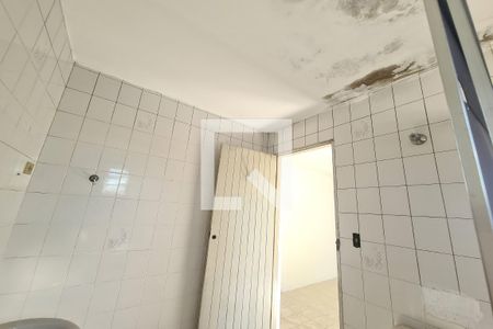 Casa para alugar com 90m², 2 quartos e 2 vagasBanheiro da Suíte