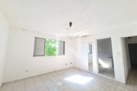 Casa para alugar com 90m², 2 quartos e 2 vagasSuíte