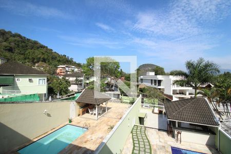 Casa de condomínio à venda com 240m², 3 quartos e 2 vagasVista da Sala da Suíte