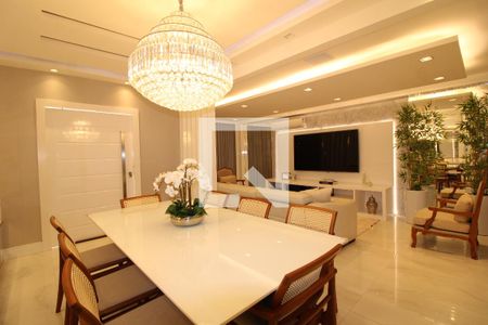 Sala de casa de condomínio à venda com 3 quartos, 240m² em Anil, Rio de Janeiro