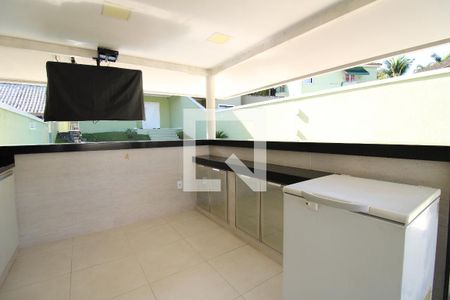 Casa de condomínio à venda com 240m², 3 quartos e 2 vagasÁrea Externa - churrasqueira