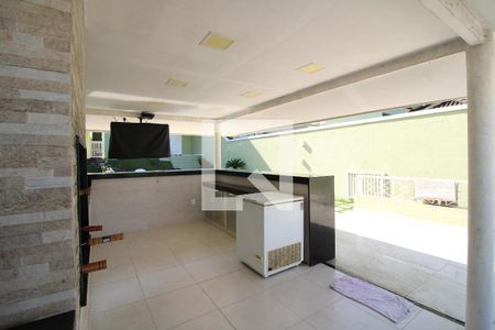 Casa de condomínio à venda com 240m², 3 quartos e 2 vagasÁrea Externa - churrasqueira