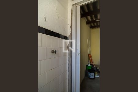 Casa à venda com 110m², 3 quartos e 2 vagas Casa à venda com 110m², 3 quartos e 2 vagasBanheiro de Serviço