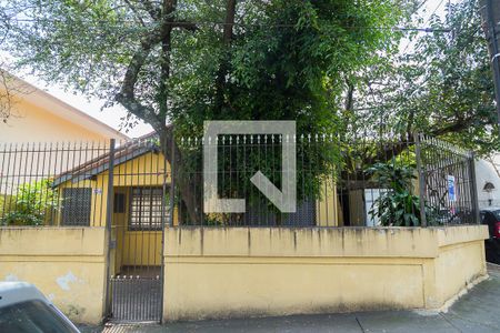 Casa à venda com 110m², 3 quartos e 2 vagas Casa à venda com 110m², 3 quartos e 2 vagasFachada