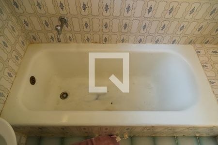 Casa à venda com 110m², 3 quartos e 2 vagas Casa à venda com 110m², 3 quartos e 2 vagasBanheiro Social - Banheira