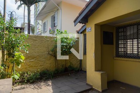 Casa à venda com 110m², 3 quartos e 2 vagas Casa à venda com 110m², 3 quartos e 2 vagasQuintal da Frente