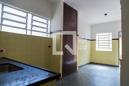 Casa à venda com 110m², 3 quartos e 2 vagas Casa à venda com 110m², 3 quartos e 2 vagasCozinha