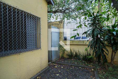 Casa à venda com 110m², 3 quartos e 2 vagas Casa à venda com 110m², 3 quartos e 2 vagasQuintal da Frente