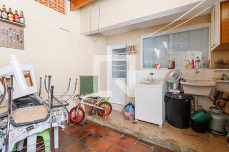 Casa à venda com 74m², 2 quartos e 1 vaga Casa à venda com 74m², 2 quartos e 1 vagaChurrasqueira