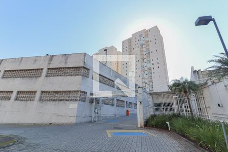 Apartamento para alugar com 52m², 2 quartos e 1 vaga Apartamento para alugar com 52m², 2 quartos e 1 vagaFachada
