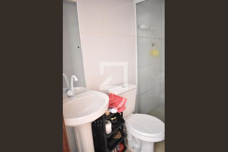 Casa para alugar com 76m², 2 quartos e 1 vagaBanheiro 2